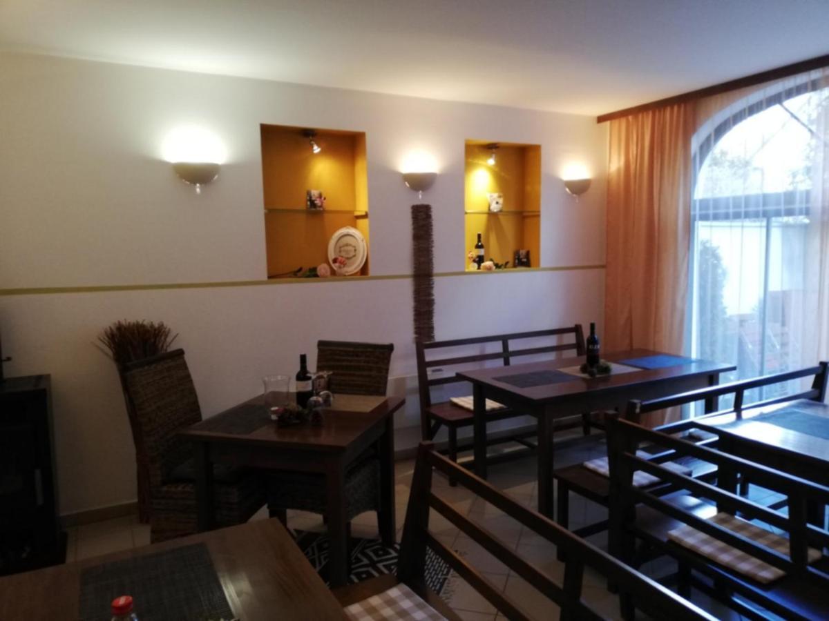 Landhaus Klambauer Ferienapartments Thermennaehe St Martins Therme Фрауэнкирхен Экстерьер фото
