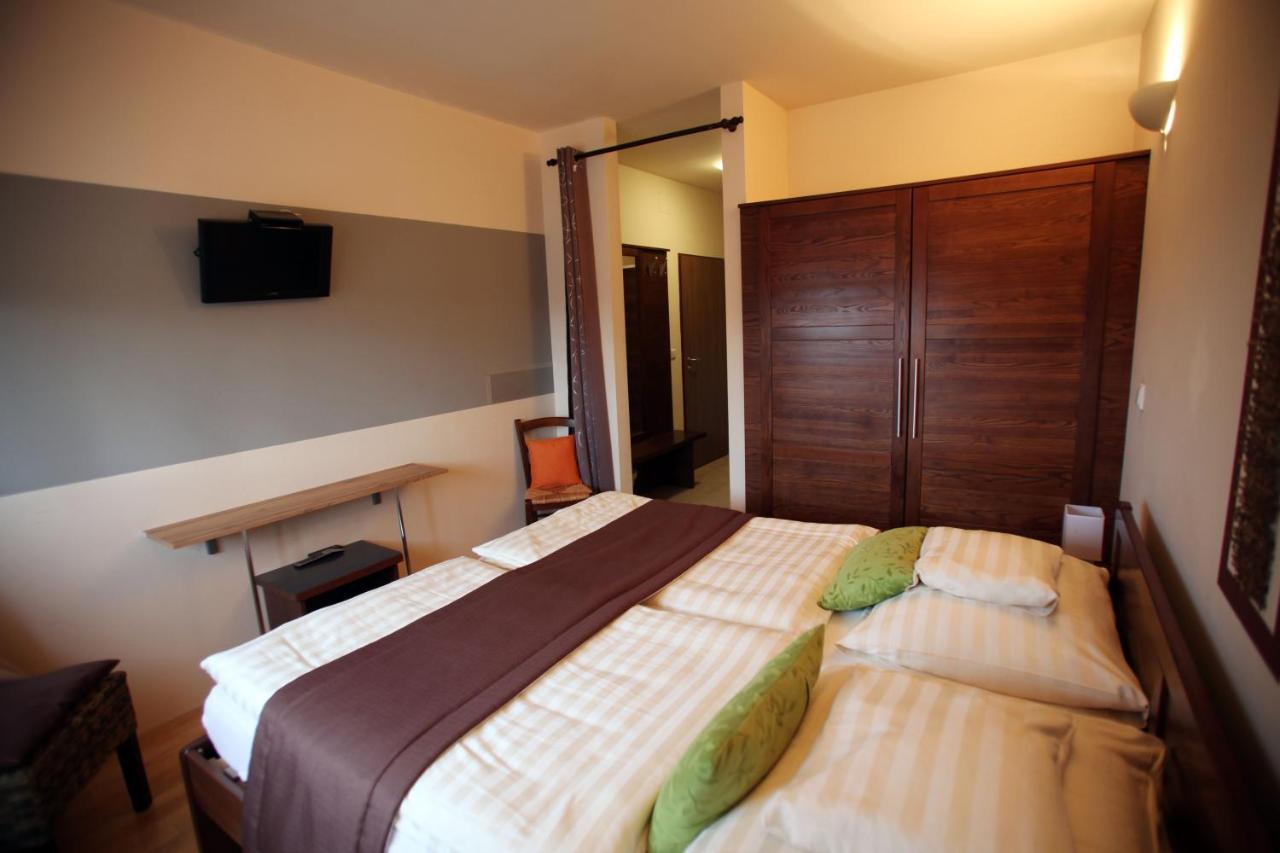 Landhaus Klambauer Ferienapartments Thermennaehe St Martins Therme Фрауэнкирхен Экстерьер фото